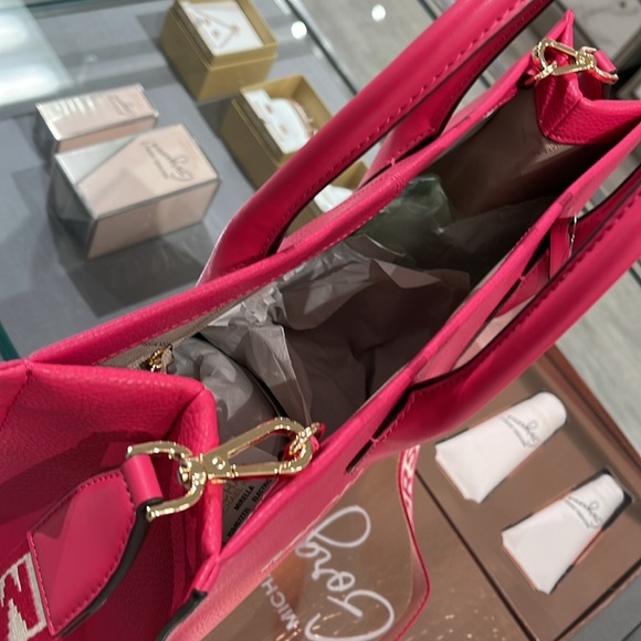 Michael Kors Mirella Medium East West Pebbled Leather Tote Shopper Bag MK EW
NWT - Picture 5 of 16